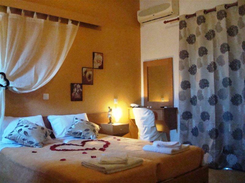 Summertime Hotel